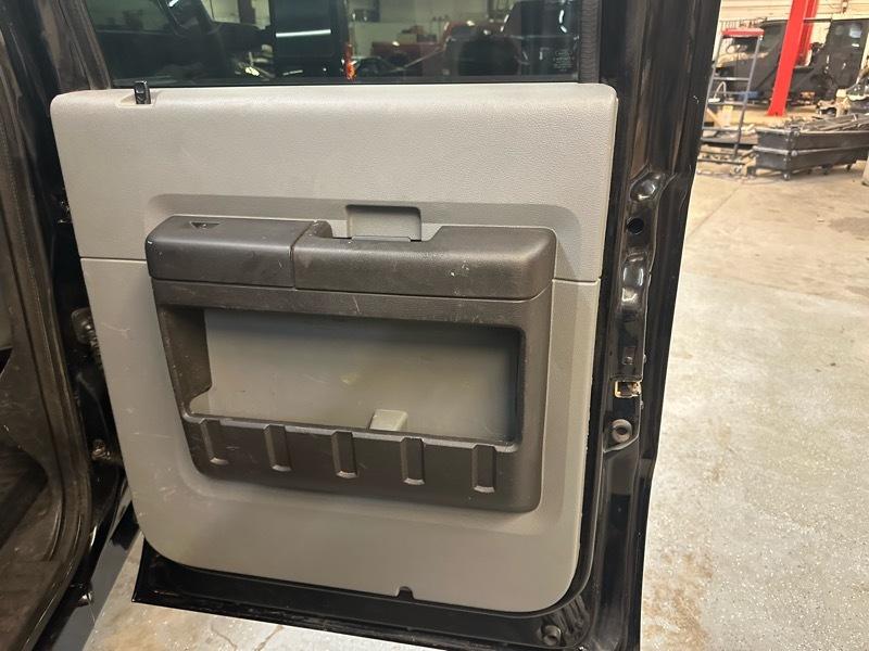 Ford F-350 SD XLT Crew Cab Long Bed DRW 4WD 2016