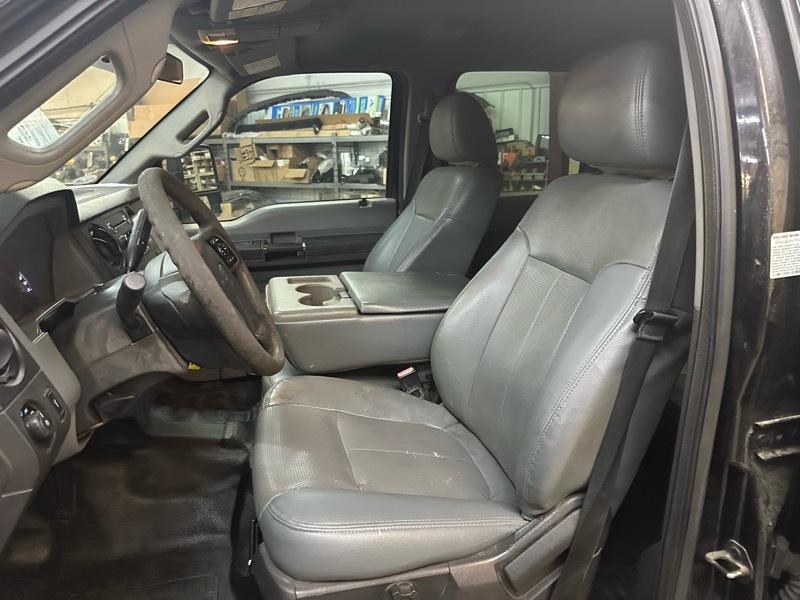 Ford F-350 SD XLT Crew Cab Long Bed DRW 4WD 2016