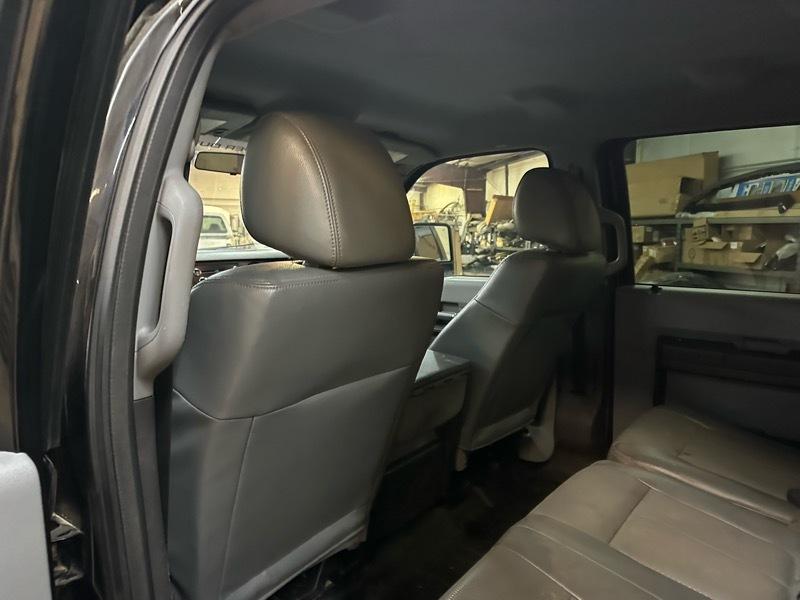 Ford F-350 SD XLT Crew Cab Long Bed DRW 4WD 2016