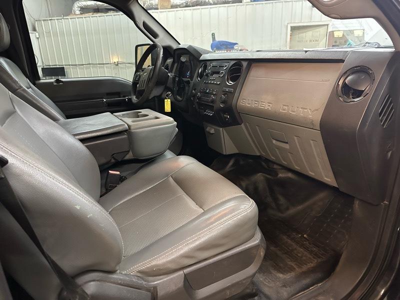 Ford F-350 SD XLT Crew Cab Long Bed DRW 4WD 2016