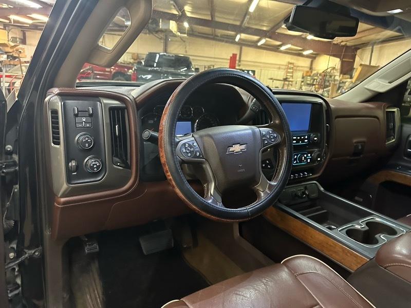 Chevrolet Silverado 2500HD High Country Crew Cab Short Box 4WD 2016