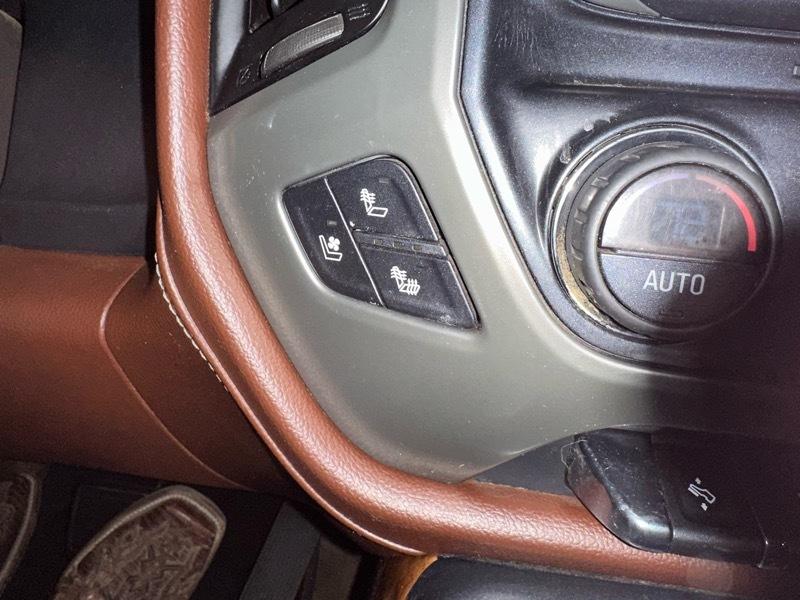 Chevrolet Silverado 2500HD High Country Crew Cab Short Box 4WD 2016