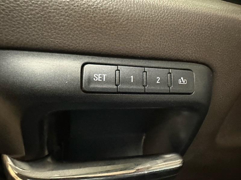 Chevrolet Silverado 2500HD High Country Crew Cab Short Box 4WD 2016