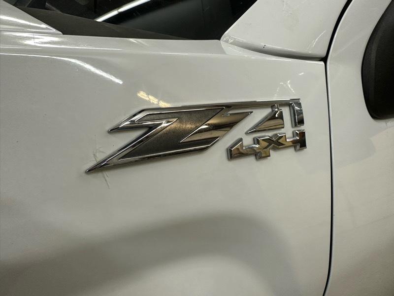 GMC Sierra 2500HD SLT Crew Cab Short Bed 4WD 2015