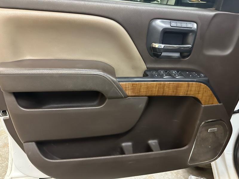 GMC Sierra 2500HD SLT Crew Cab Short Bed 4WD 2015