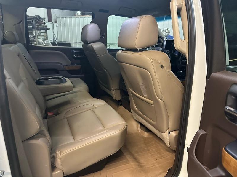 GMC Sierra 2500HD SLT Crew Cab Short Bed 4WD 2015