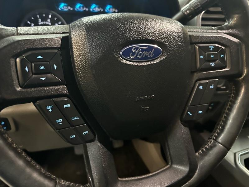 Ford F-350 SD XLT Crew Cab SWB 4WD 2017