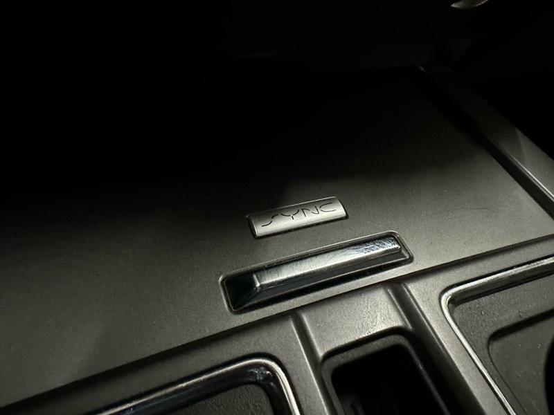 Ford F-350 SD XLT Crew Cab SWB 4WD 2017