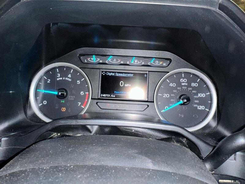 Ford F-350 SD XLT Crew Cab SWB 4WD 2017