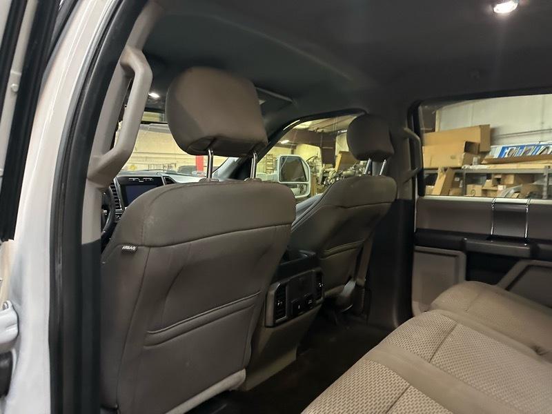 Ford F-350 SD XLT Crew Cab SWB 4WD 2017