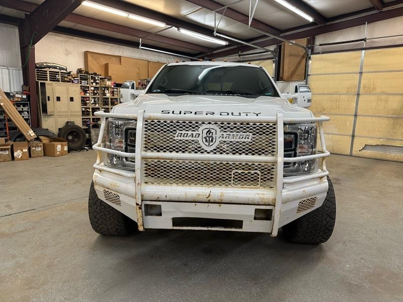 Ford F-350 SD XLT Crew Cab SWB 4WD 2017