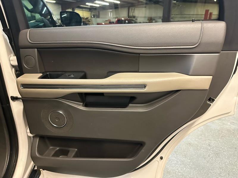 Ford Expedition XLT 4WD 2019