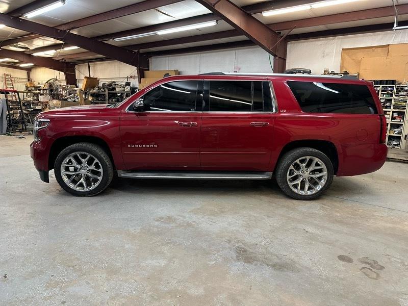 Chevrolet Suburban LTZ 1500 4WD 2015