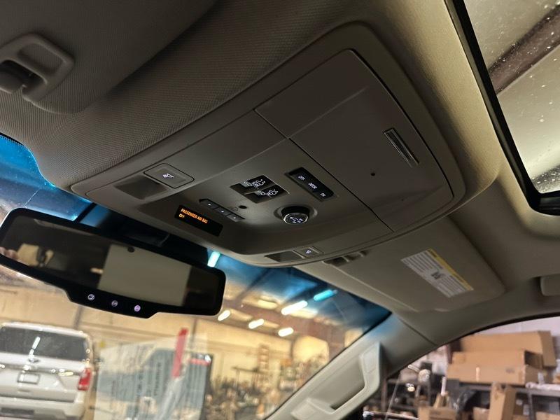 Chevrolet Suburban LTZ 1500 4WD 2015