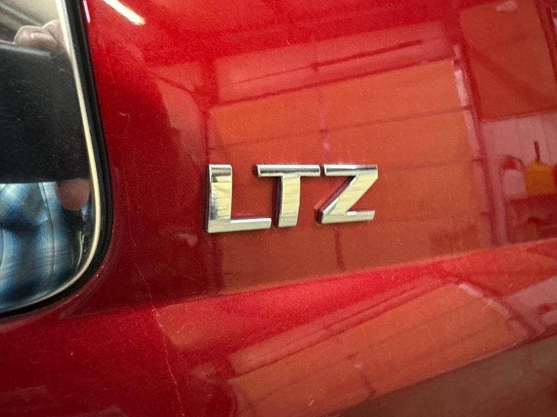 Chevrolet Suburban LTZ 1500 4WD 2015