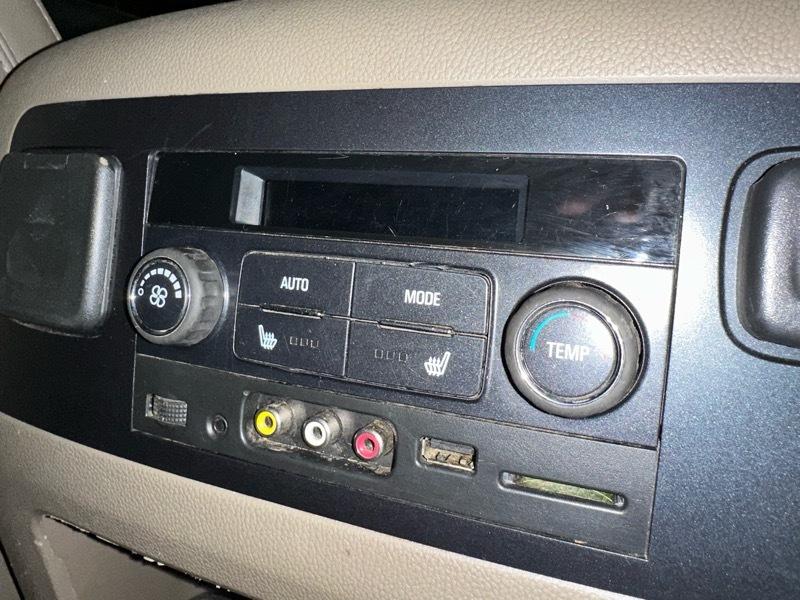 Chevrolet Suburban LTZ 1500 4WD 2015