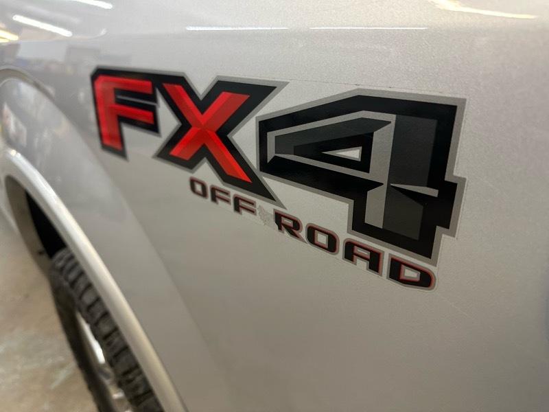 Ford F-150 Lariat SuperCrew 4WD 2016