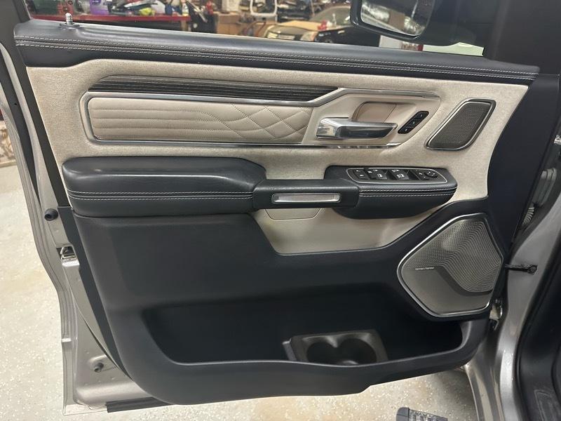 RAM 1500 Limited Crew Cab SWB 4WD 2022