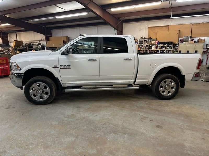 RAM 3500 Laramie Crew Cab SWB 4WD 2015