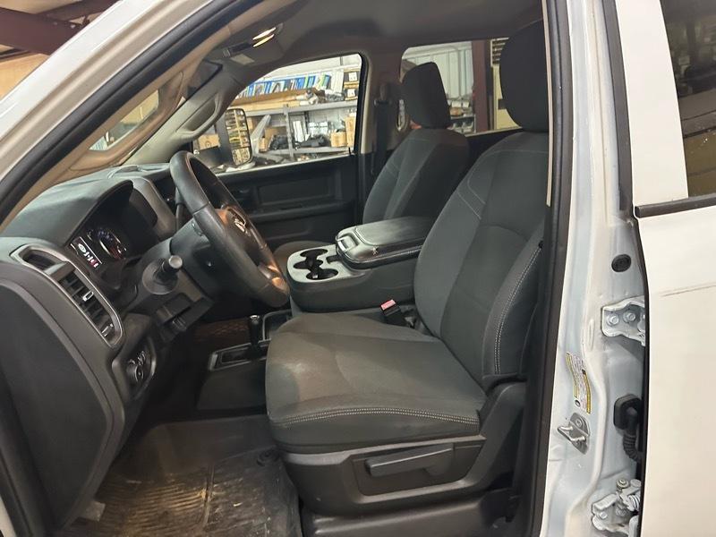 RAM 3500 Tradesman Crew Cab 4WD DRW 2020