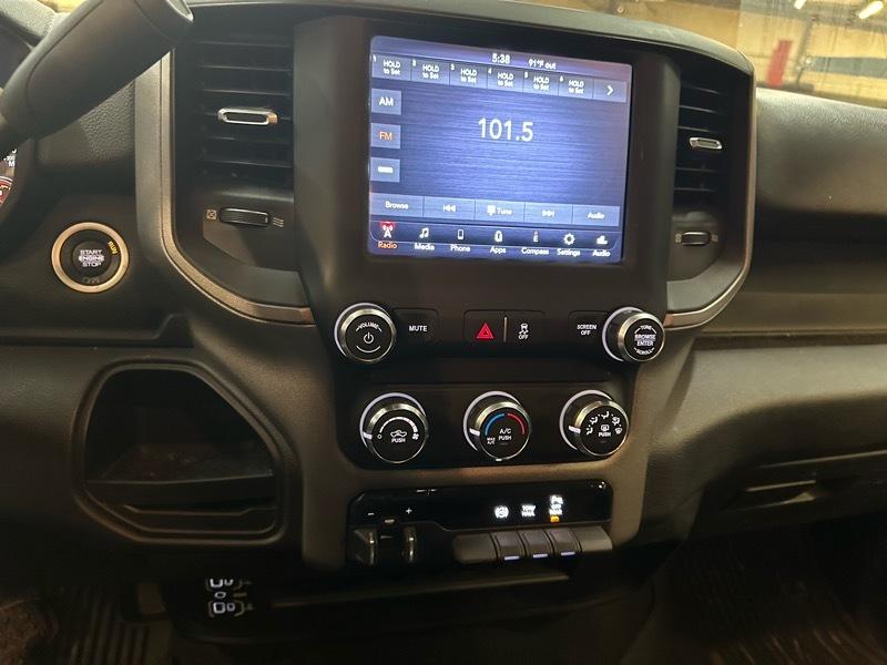 RAM 3500 Tradesman Crew Cab 4WD DRW 2020