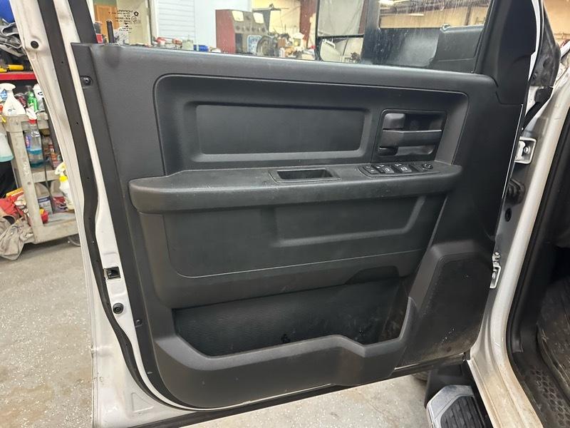 RAM 3500 Tradesman Crew Cab 4WD DRW 2020