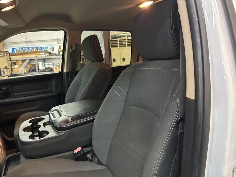RAM 3500 Tradesman Crew Cab 4WD DRW 2020