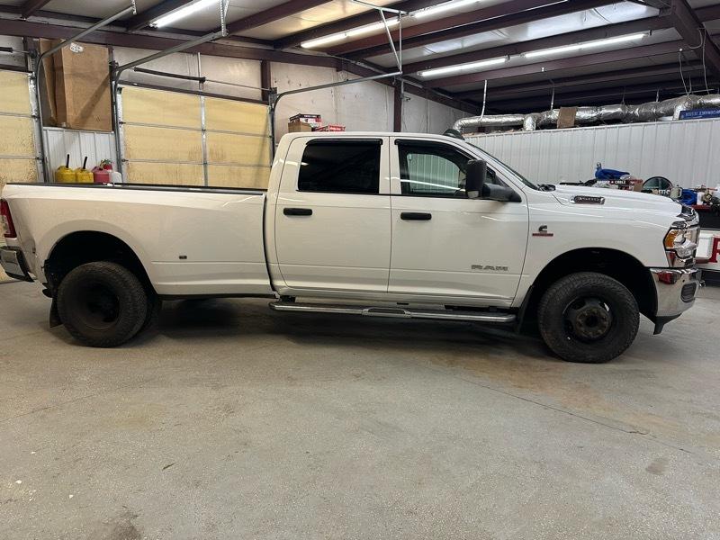 RAM 3500 Tradesman Crew Cab 4WD DRW 2020