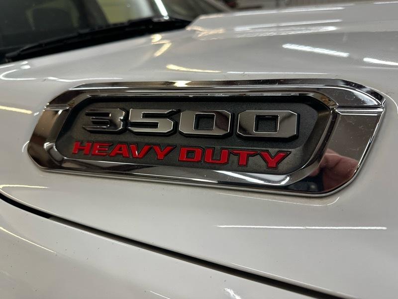 RAM 3500 Tradesman Crew Cab 4WD DRW 2020