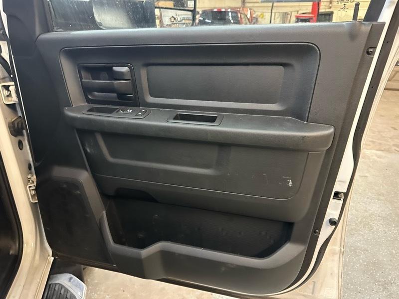 RAM 3500 Tradesman Crew Cab 4WD DRW 2020