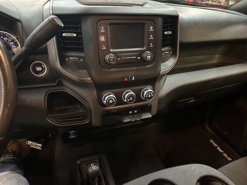 RAM 3500 Tradesman Crew Cab 4WD DRW 2022