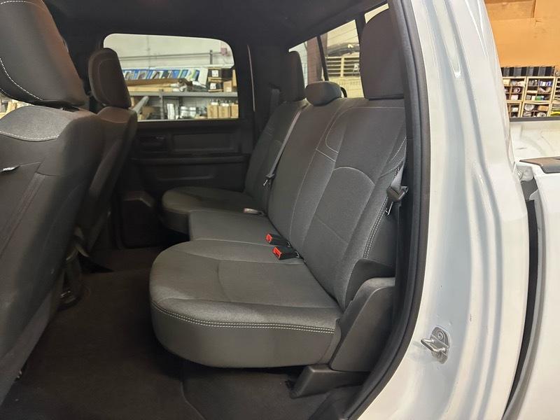 RAM 3500 Tradesman Crew Cab 4WD DRW 2022