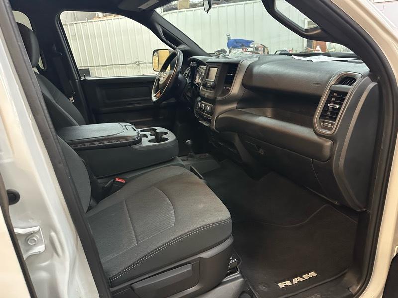 RAM 3500 Tradesman Crew Cab 4WD DRW 2022