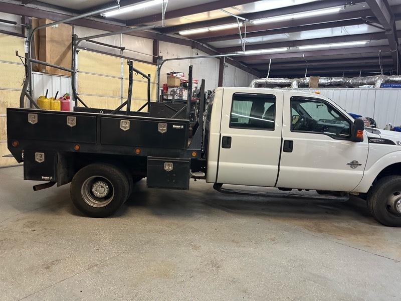 Ford F-350 SD XL Crew Cab LWB DRW 4WD 2013