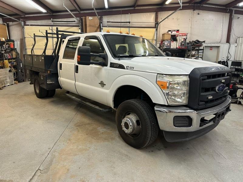 Ford F-350 SD XL Crew Cab LWB DRW 4WD 2013