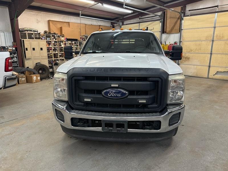 Ford F-350 SD XL Crew Cab LWB DRW 4WD 2013
