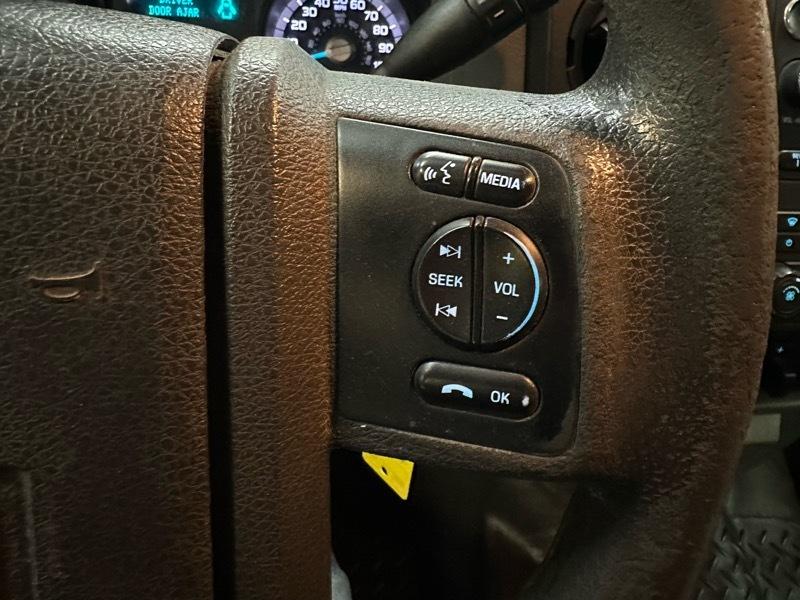 Ford F-350 SD XL Crew Cab LWB DRW 4WD 2013