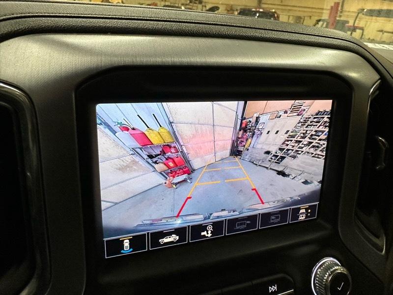 GMC Sierra 1500 SLT Crew Cab Short Bed 4WD 2020