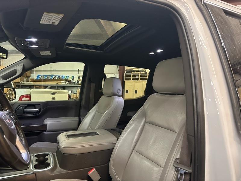 GMC Sierra 1500 SLT Crew Cab Short Bed 4WD 2020