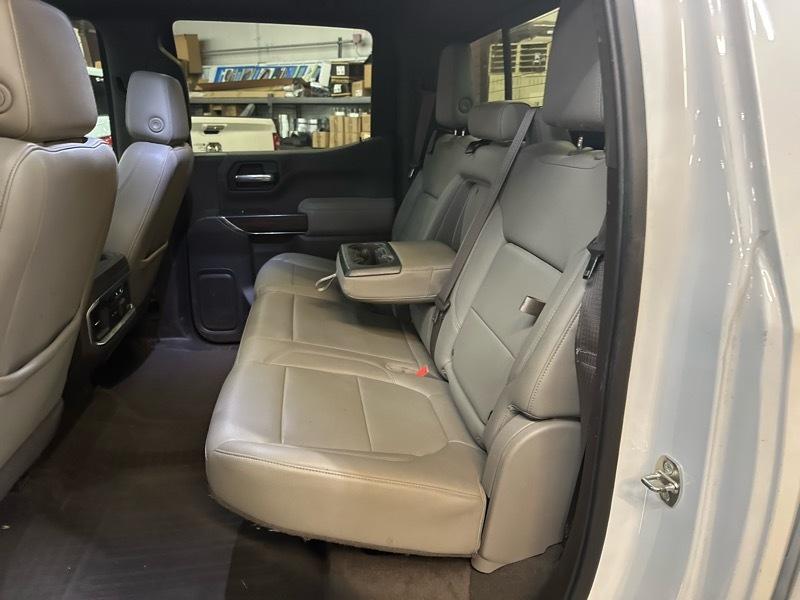 GMC Sierra 1500 SLT Crew Cab Short Bed 4WD 2020