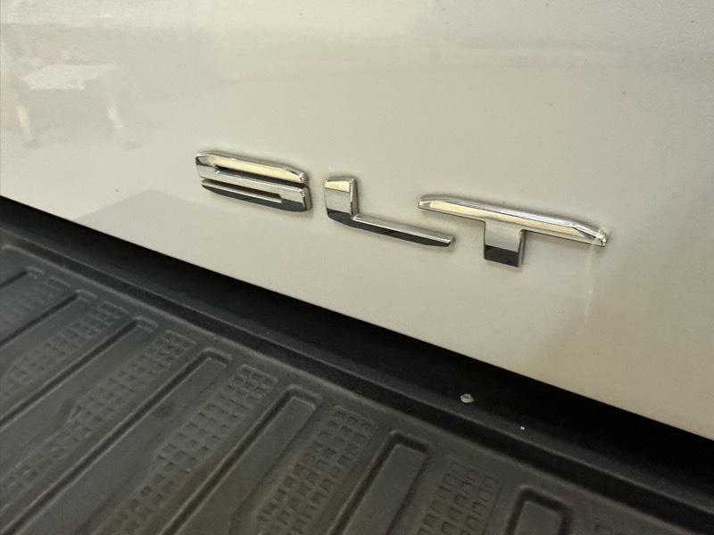 GMC Sierra 1500 SLT Crew Cab Short Bed 4WD 2020