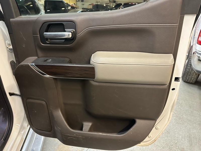 GMC Sierra 1500 SLT Crew Cab Short Bed 4WD 2020