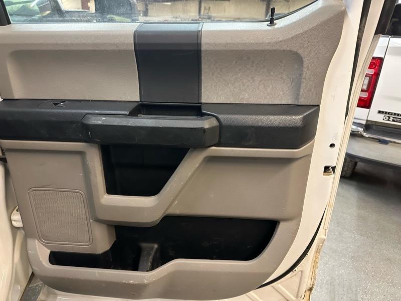 Ford F-250 SD XL Crew Cab 4WD 2020