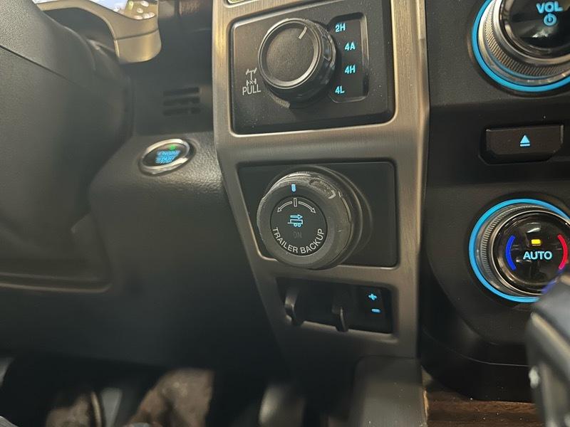 Ford F-150 Platinum SuperCrew 4WD 2017