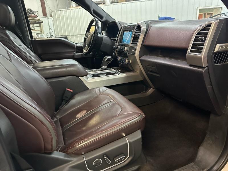 Ford F-150 Platinum SuperCrew 4WD 2017