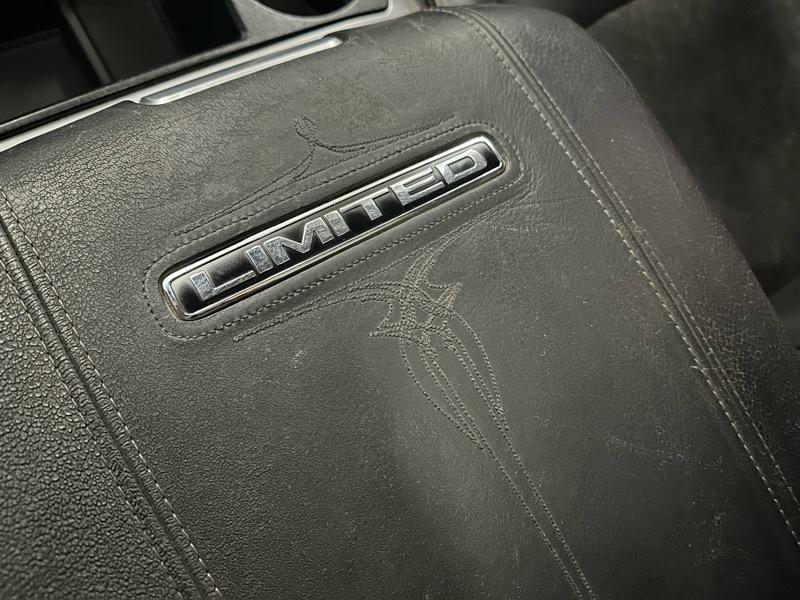 RAM 3500 Longhorn Mega Cab 4WD DRW 2014