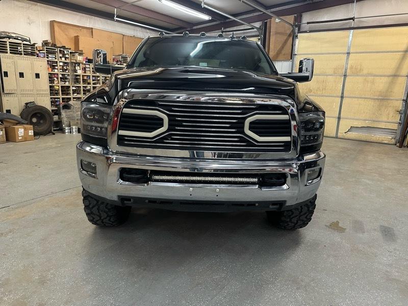 RAM 3500 Longhorn Mega Cab 4WD DRW 2014