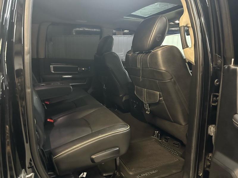 RAM 3500 Longhorn Mega Cab 4WD DRW 2014