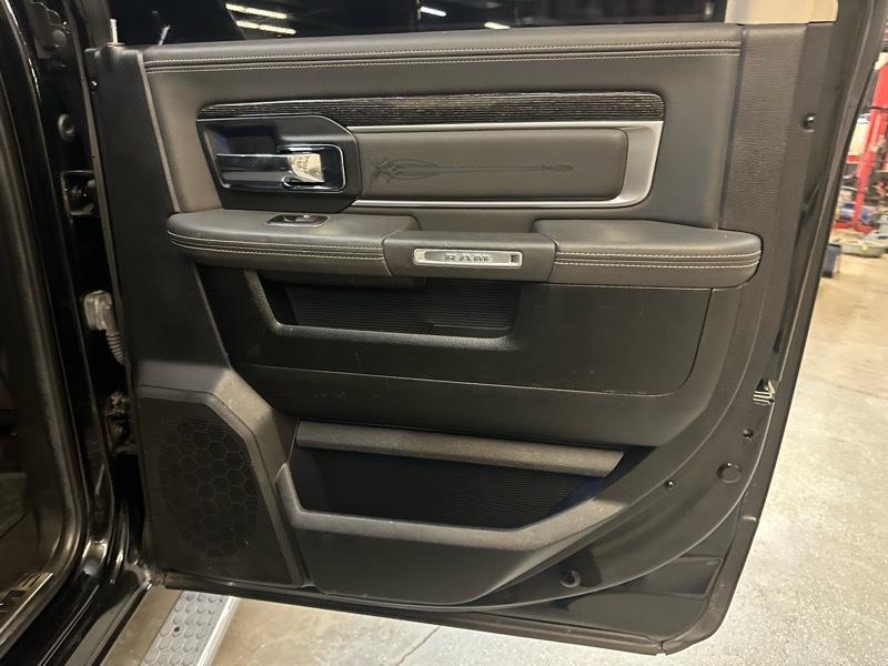RAM 3500 Longhorn Mega Cab 4WD DRW 2014
