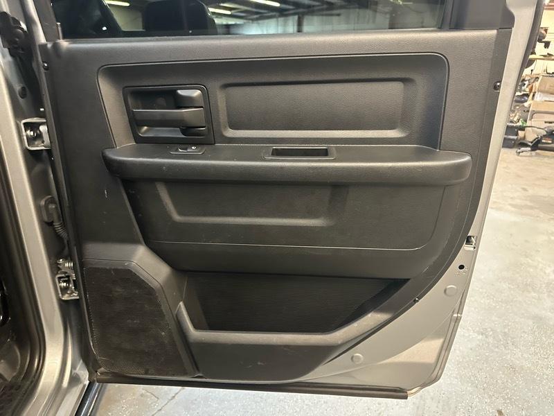 RAM 2500 Tradesman Crew Cab SWB 4WD 2021